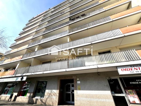 Studio 25 m² rénové, balcon, place de parking