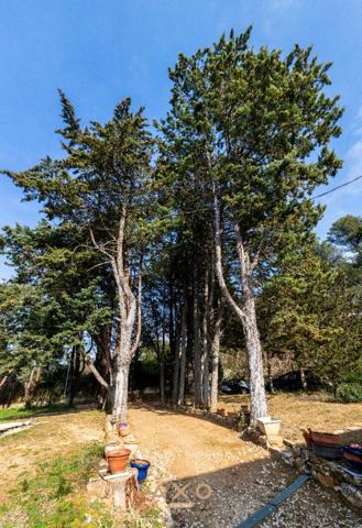 AIX EN PROVENCE - LE MONTAIGUET - MAISON DE CHARME A RENOVER  - 133 M2 - T5 - TERRAIN 1 380 M2 - PISCINE - GARAGE - 895 000 