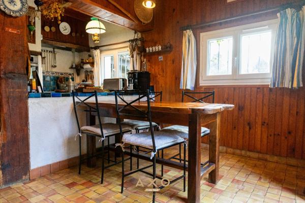 AIX EN PROVENCE - LE MONTAIGUET - MAISON DE CHARME A RENOVER  - 133 M2 - T5 - TERRAIN 1 380 M2 - PISCINE - GARAGE - 895 000 