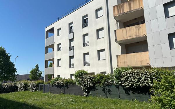 Appartement à vendre    2 pièces • 41 m2 Tours