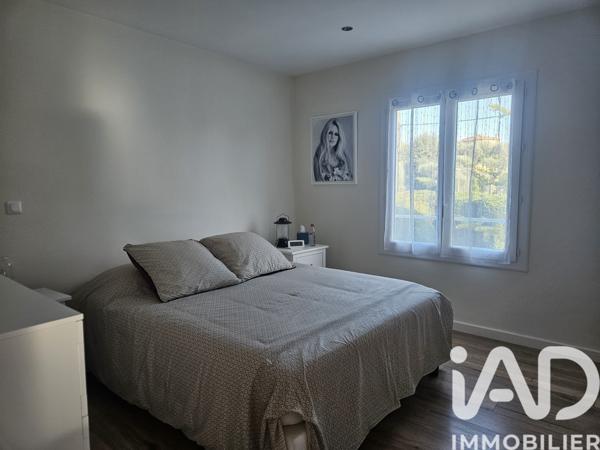 Maison à vendre 10 pièces 300 m² Vence