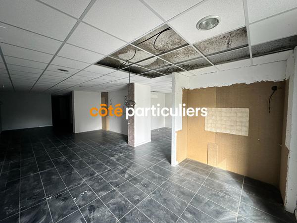 Vente Local commercial702 m² - SOLIGNAC SUR LOIRE (43370)