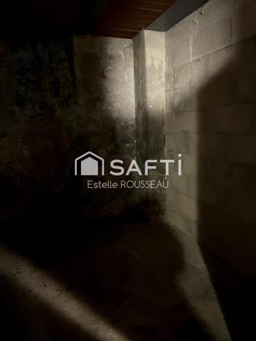 Cave 4 m² /9 m3 en volume de stockage à Belleville