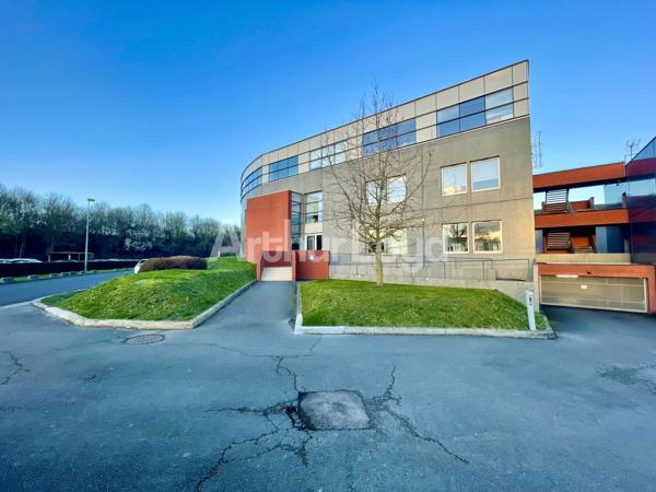 Bureaux à louer avec prestations d'aménagement qualitatives sur la Cessoie à Lambersart.