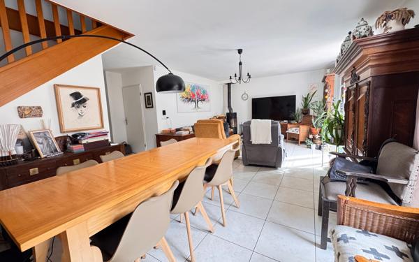 Maison à vendre    5 pièces •  Plaisir