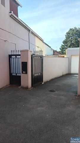Maison
                                                                                                                                                                                                                                                                                                                        5 pièce(s)                                                                                                                                                                                                          3 chambre(s)                                                                                                                                                                                                          150  m²