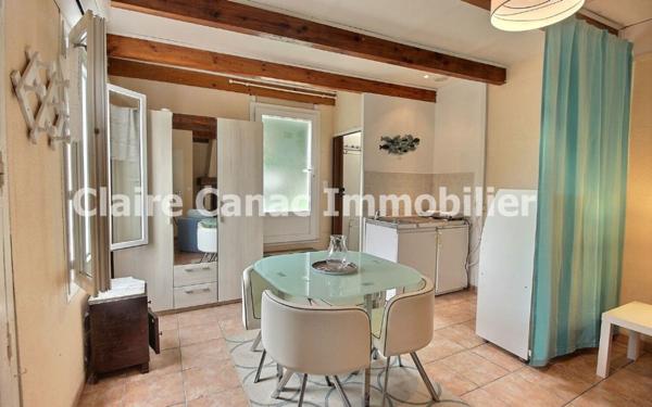 Maison à louer    1 pièce •  Lagarrigue