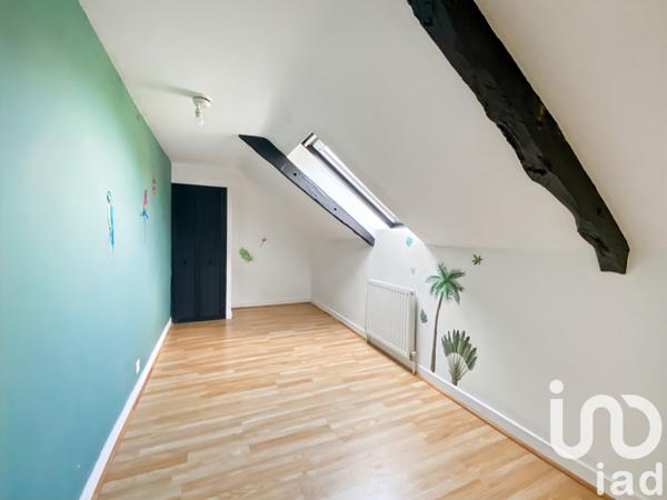 Longère 5 pièces de 89 m² à Plestan (22640)