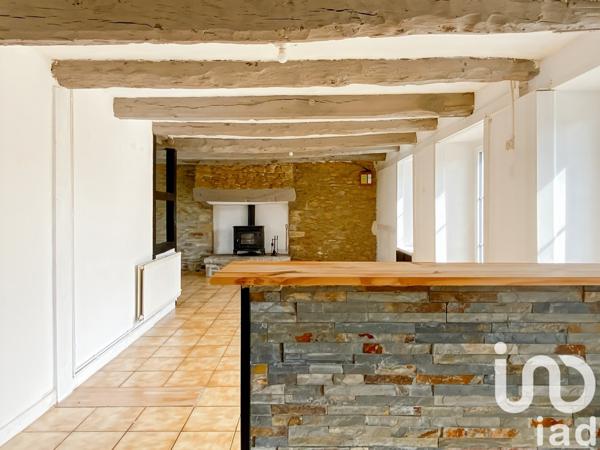 Longère 5 pièces de 89 m² à Plestan (22640)