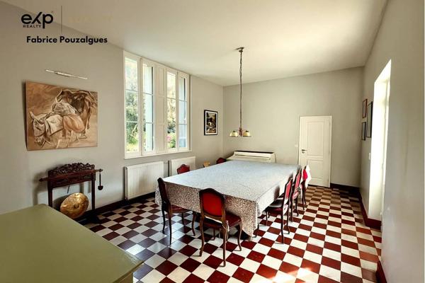 Histoire et Contemporain dans un Domaine Unique au Cœur de la Nature