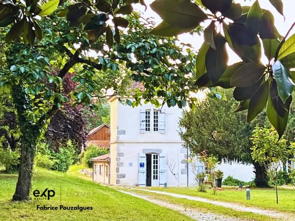 Histoire et Contemporain dans un Domaine Unique au Cœur de la Nature