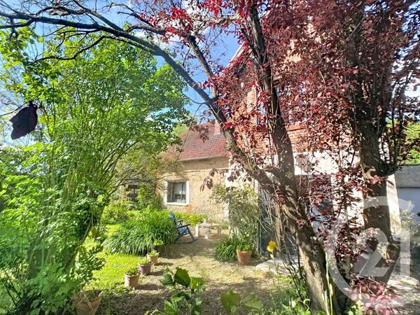 Maison à vendre  5 pièces - 139 m 2   GISORS  - 27
