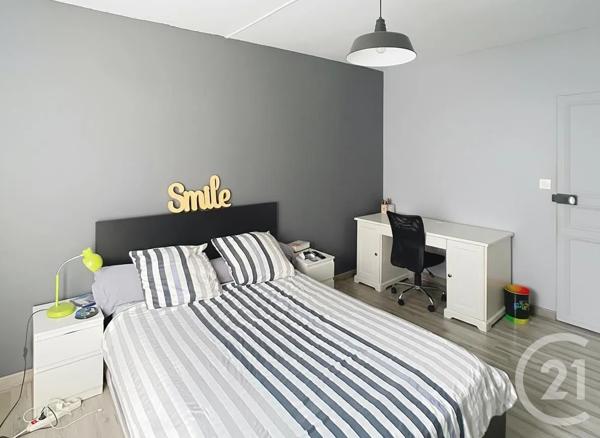 Maison à vendre  5 pièces - 139 m 2   GISORS  - 27