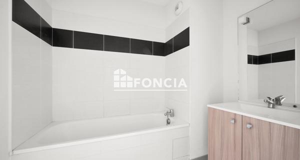 À vendre Appartement 3 pièces 63 m² - Lille 59260