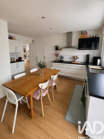 Maison à vendre 7 pièces 224 m² Mérignac