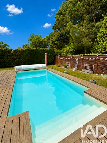 Maison à vendre 7 pièces 224 m² Mérignac