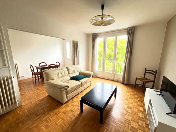 A LOUER - NANTES - QUARTIER ZOLA - T3 MEUBLE AVEC LOGGIA + GARAGE