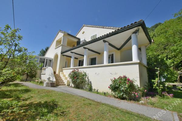 Maison familiale spacieuse avec jardin et puits ! 5 chambres - Mouleydier !