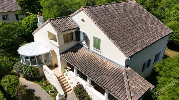 Maison familiale spacieuse avec jardin et puits ! 5 chambres - Mouleydier !