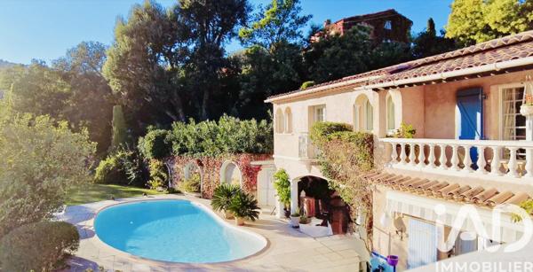 Maison à vendre 7 pièces 231 m² Auribeau-sur-Siagne