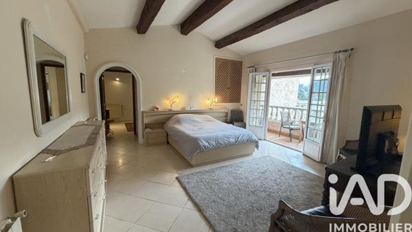 Maison à vendre 7 pièces 231 m² Auribeau-sur-Siagne