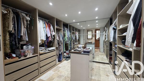 Maison à vendre 7 pièces 231 m² Auribeau-sur-Siagne