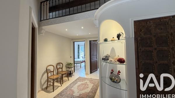 Maison à vendre 7 pièces 231 m² Auribeau-sur-Siagne
