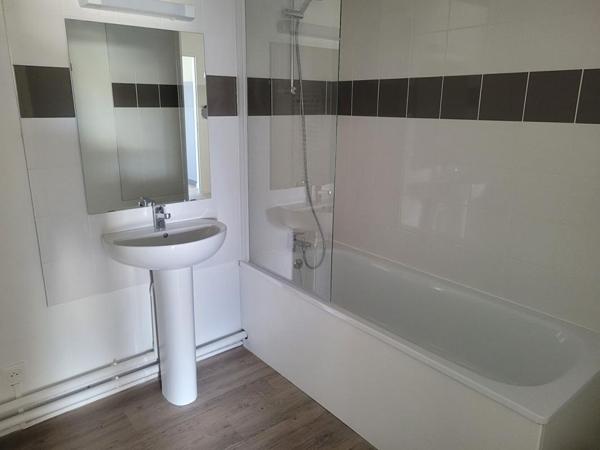 Appartement Rinxent 2 pièce(s) 48 m2 avec terrasse  6m² et parking