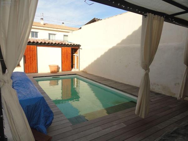 Maison de maître à vendre à Saint-Gilles dans le Gard (30800), ref : 11411/449