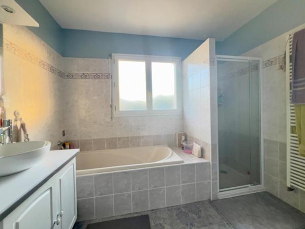 Maison Saint Crespin Sur Moine 6 pièce(s) 138 m2