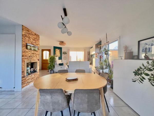 Maison Saint Crespin Sur Moine 6 pièce(s) 138 m2