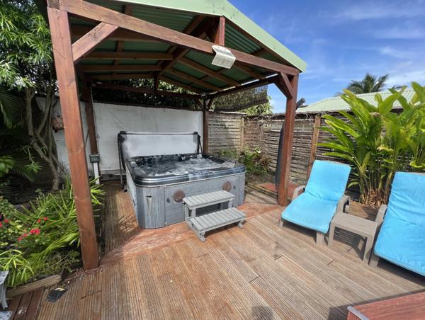 Dpt Guadeloupe (971), à vendre SAINT-FRANCOIS, villa 3 suites avec piscine et jacuzzi