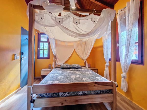 Dpt Guadeloupe (971), à vendre SAINT-FRANCOIS, villa 3 suites avec piscine et jacuzzi