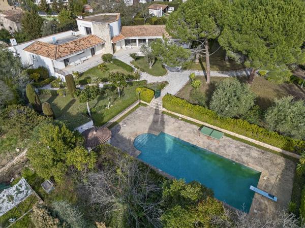 Vente Villa de luxe Mougins 10 Pièces 474 m²