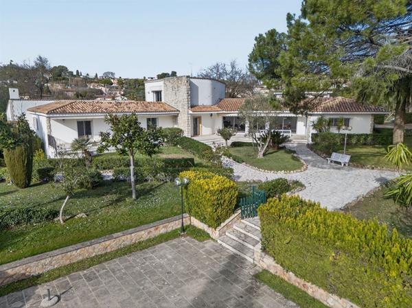 Vente Villa de luxe Mougins 10 Pièces 474 m²