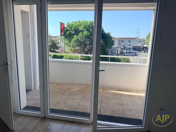 Appartement à vendre Cenon - 3 pièces, 63m² avec 2 chambre(s) à 171 700€ - AJP Immobilier Bordeaux Chartrons