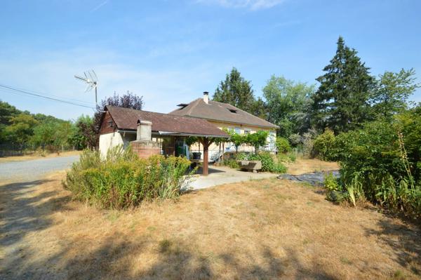 Vente                                                      Maison
                        
                     7 pièces                      117 m2                     à Arnage
