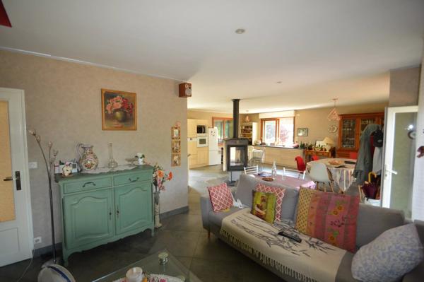 Vente                                                      Maison
                        
                     7 pièces                      117 m2                     à Arnage
