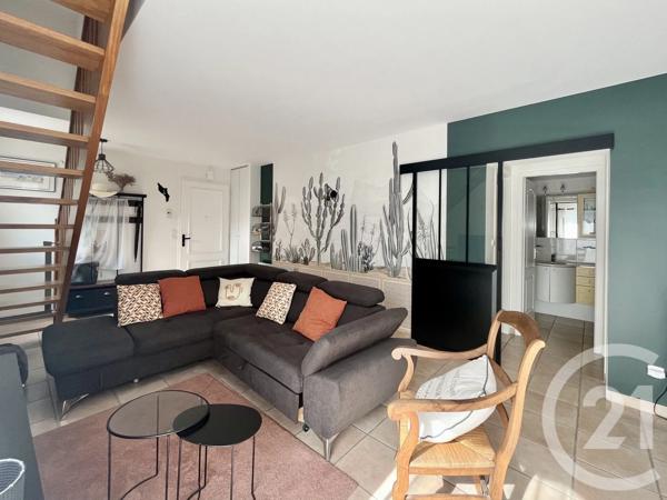 Maison à vendre  4 pièces - 94,45 m 2   ST PIERRE D OLERON  - 17
