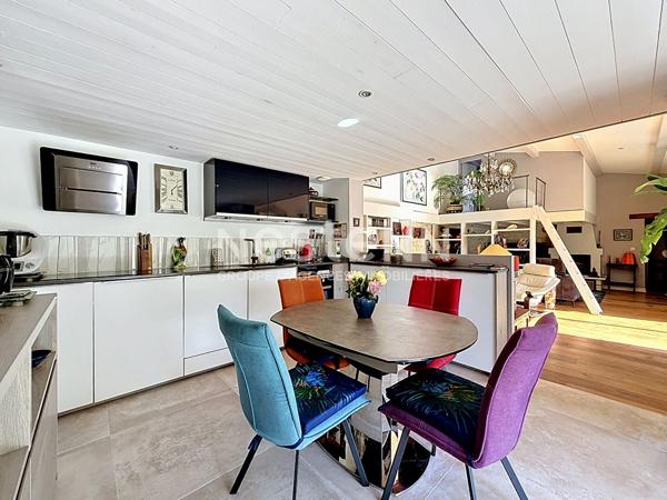 Maison d'exception aux portes de La Rochelle - Élégance, art de vivre-  158 m²- 4 ch - piscine et spa