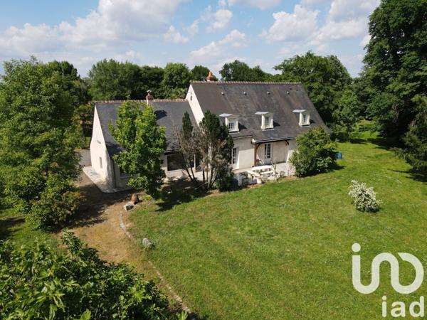 Maison 6 pièces de 210 m² à Mettray (37390)