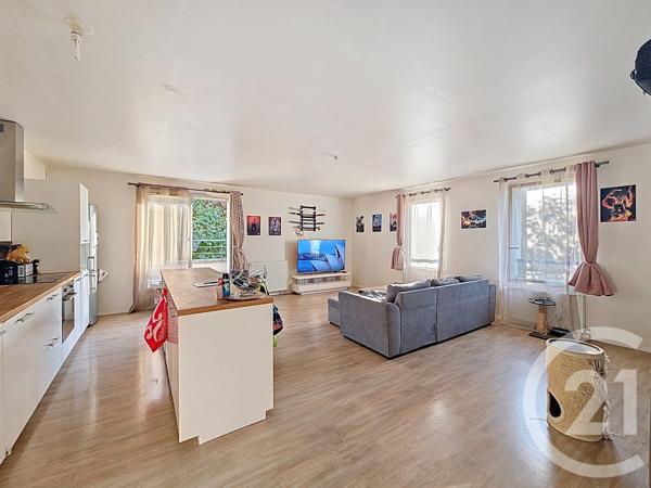Appartement F3 à vendre  3 pièces - 71,30 m2 MOISSY CRAMAYEL - 77