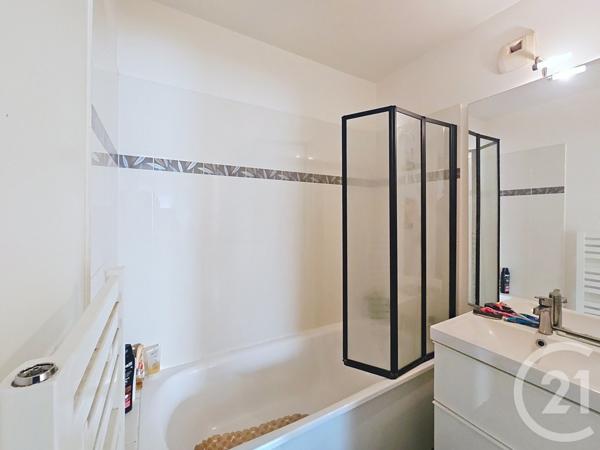 Appartement F3 à vendre  3 pièces - 71,30 m2 MOISSY CRAMAYEL - 77