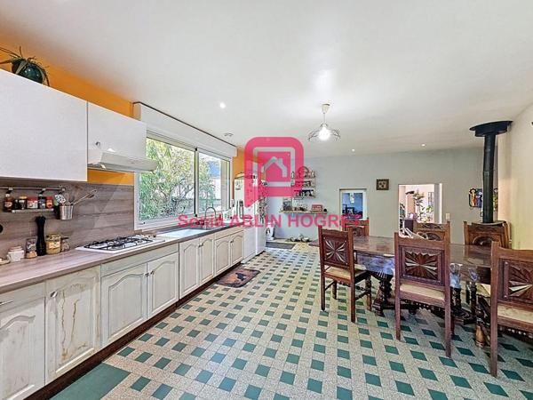 Maison 4 chambres dépendance et grand terrain