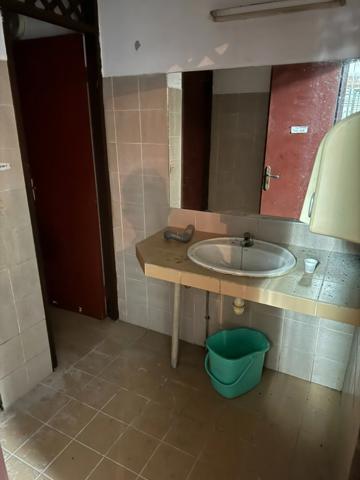 Superbe immeuble rue De Gaulle à Cayenne