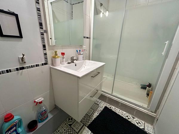 Immeuble de rapport Carrieres Sous Poissy €239 000 ** - Référence 8950