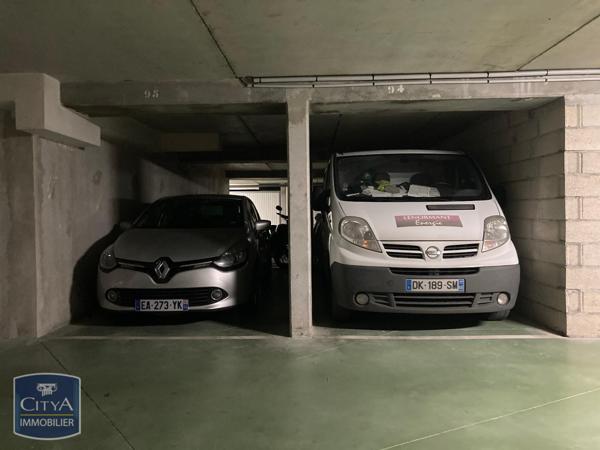 Appartement à louer 3 pièces 81m²