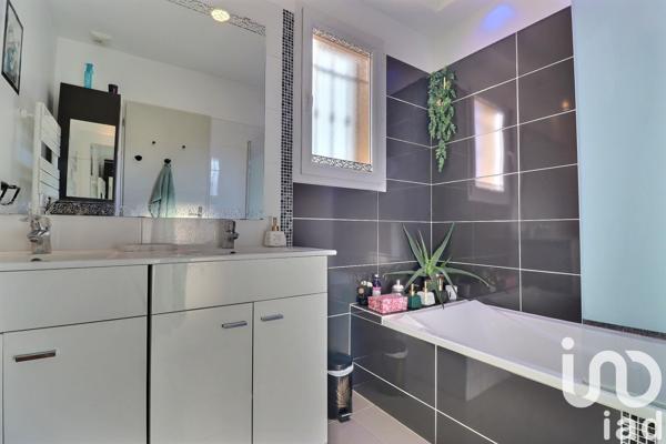 Maison à vendre 5 pièces 94 m² Signes