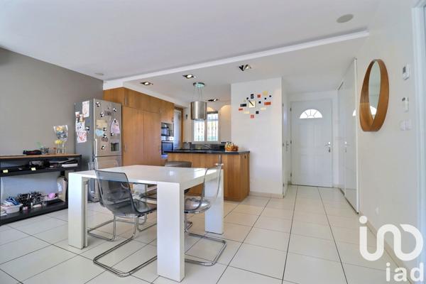 Maison à vendre 5 pièces 94 m² Signes