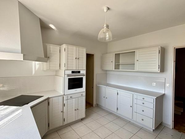 Maison sur Fontalba avec garage et jardin